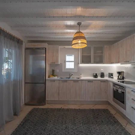 Βίλα Sea Walk Mykonos 200m To Φτελιά